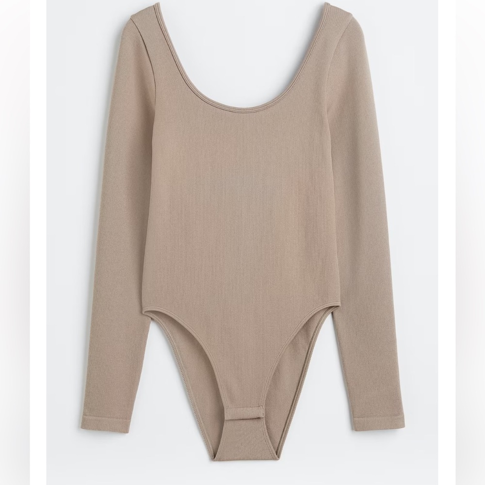 H&M Women’s Size L Ribbed Long-Sleeve Bodysuit Thermolite Beige Neutral Basic